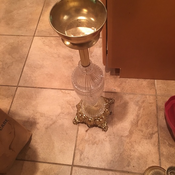 Decor - Picture 3 of 4